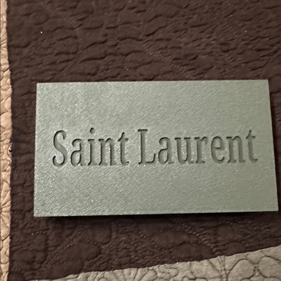 Saint Laurent Red Leather Wallet - Picture 15 of 15